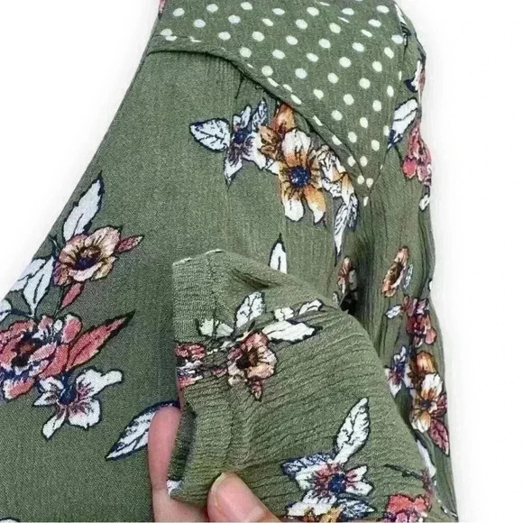 Cropped Tie Front Blouse Size XS - Picture 6 of 11